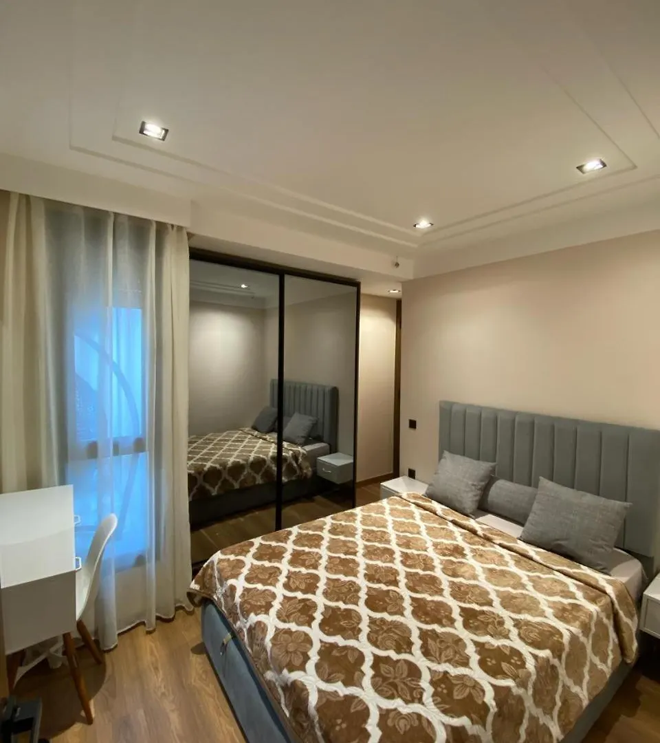 Studio Les Joyeux Luxury contacts